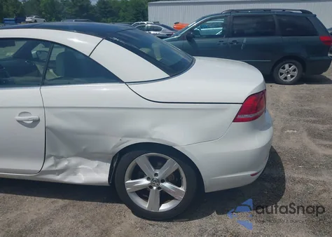 2012 Volkswagen Eos Lux/Executive z USA, uszkodzony, nr VIN WVWFW7AH5CV010228